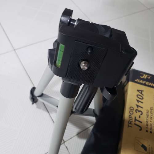 Weifeng WT-3110A 42-Inch Lightweight 鋁 三腳架