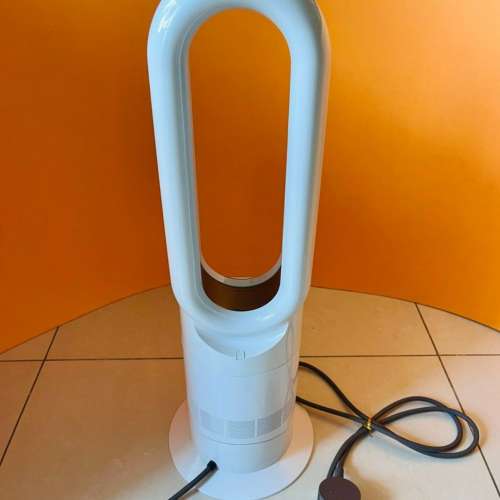 Dyson AM09風扇暖風機Hot + Cool Fan Heater - White （送現金券）