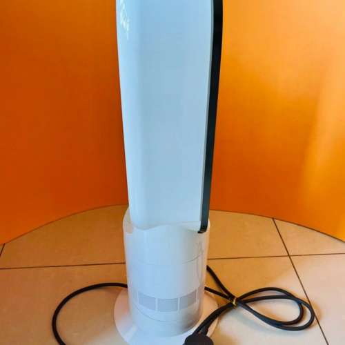 Dyson AM09風扇暖風機Hot + Cool Fan Heater - White （送現金券）