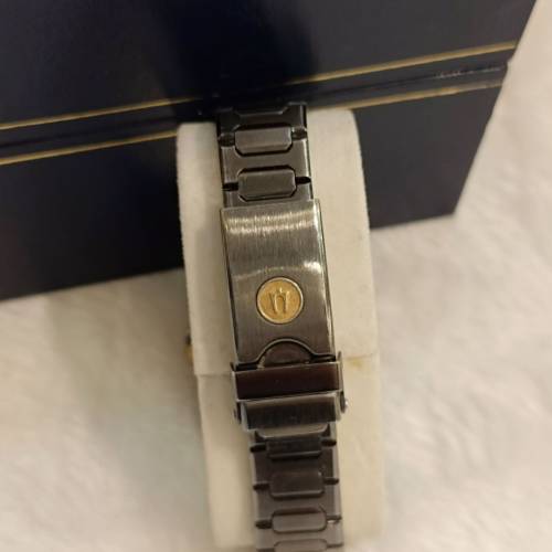 Vintage  Swiss Made 「BULOVA」Titanium古董錶