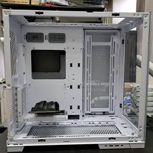 聯力O11D EVO海景淨機箱