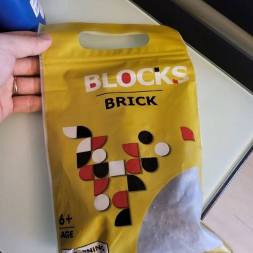 全新火蠑螈積木（未砌)