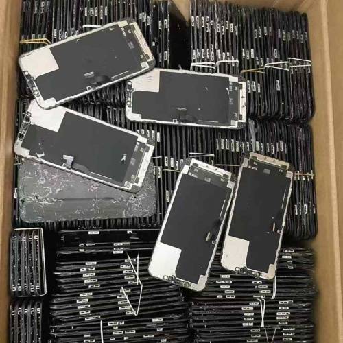 回收iPhone液晶屏（LCD)