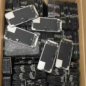回收iPhone液晶屏（LCD)