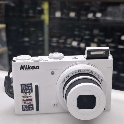 NIKON COOLPIX P330