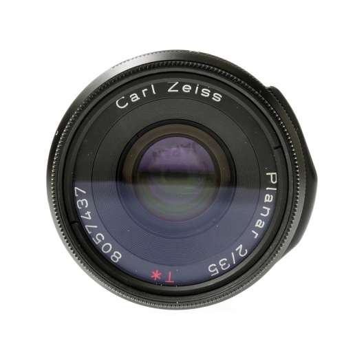 Carl Zeiss Planar T* f2 35mm lens #7437