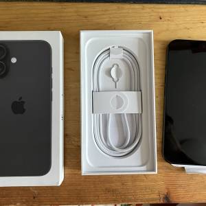 港行極新Iphone 16 黑 128gb 保到下年四月