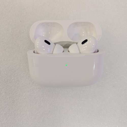 Apple airpod 2 pro 有95%新左右