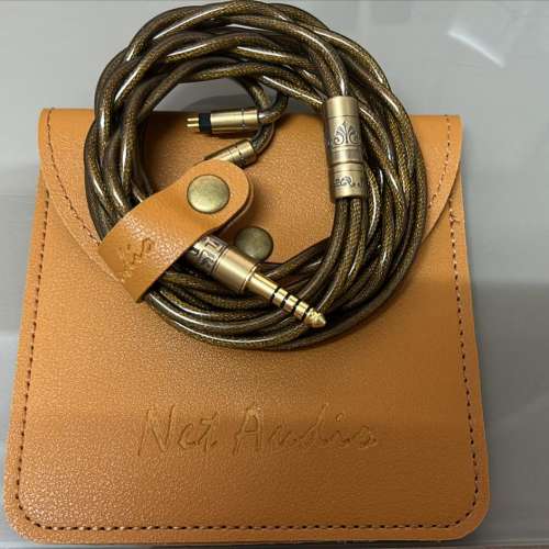 [限量1條](耳機線名:TRITON.OIL)外皮加入液態礦物油，再以醫療PVC織物包住以(目奶衣...