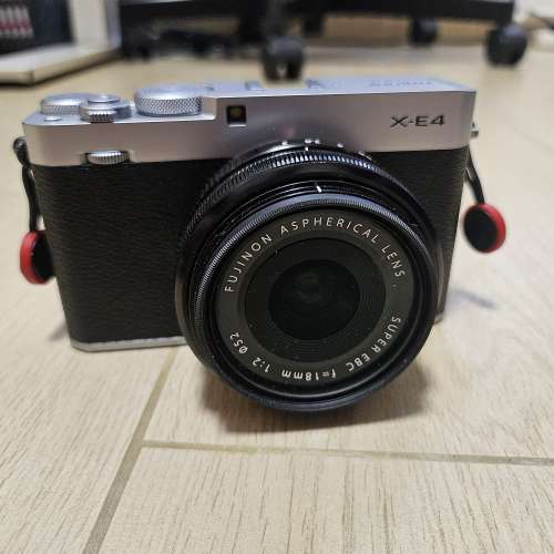 出售 富士 fujifilm x-e4 xe4 連fujinon 18mm F2