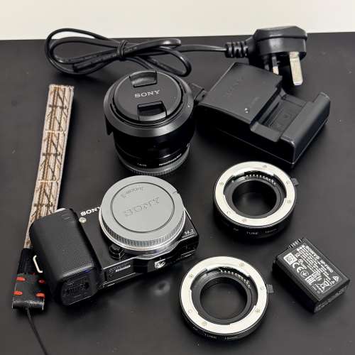 Sony NEX 5 不連鏡頭$500，連定焦35mm F1.8全套$1500
