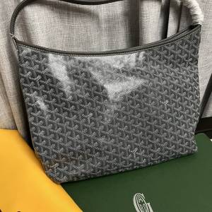 🔱全新高級平行版Goyard Hobo🔱最後清貨🔱 🤘🏻專櫃兩皮都甩色，平替幾舊無壓力 🤘...