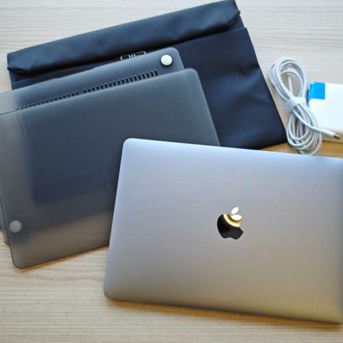 80%新 Apple MacBook 12" 2017 Retina Intel M3 8+256GB 行貨機 Ultrabook 灰黑色機身