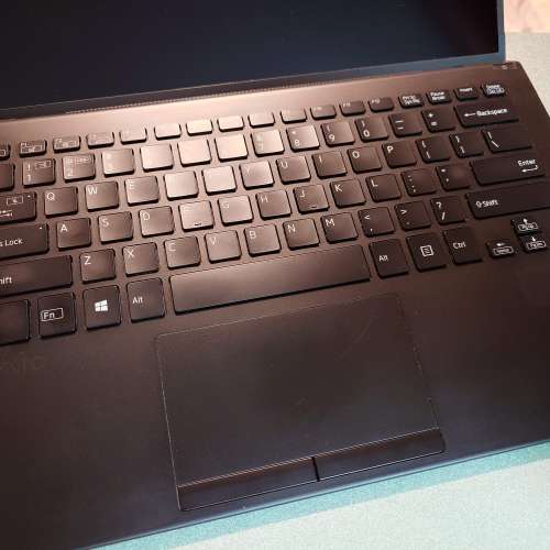 Vaio Z 2021 i7-11375H 16 GB Ram 512GB 比ThinkPad X1 Carbon 更快更輕958g