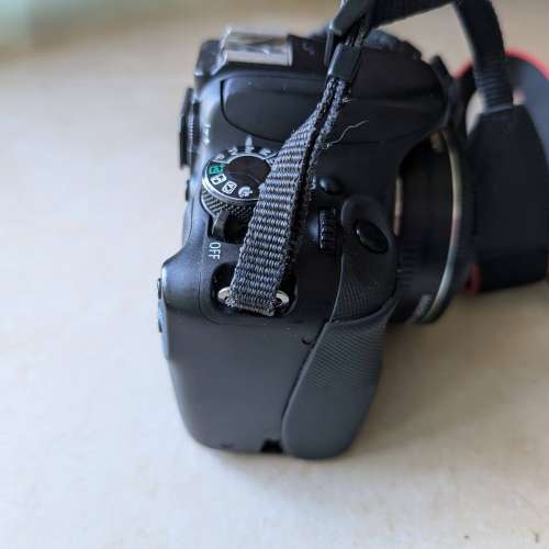 Canon 100D 連EF 40mm F/2.8 STM 及電x2套裝