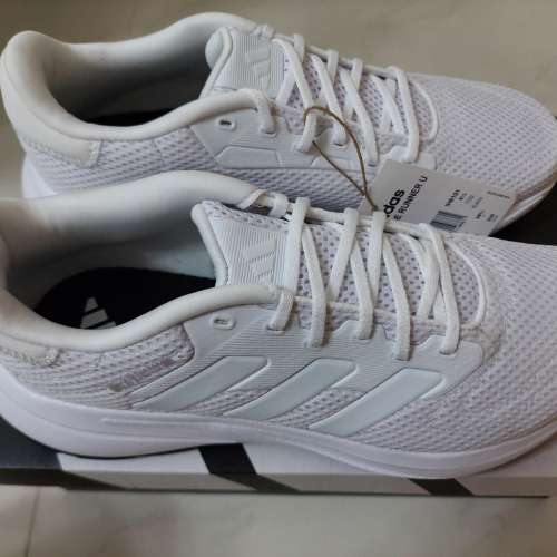 全新 Adidas RESPONSE 跑鞋 波鞋 運動鞋