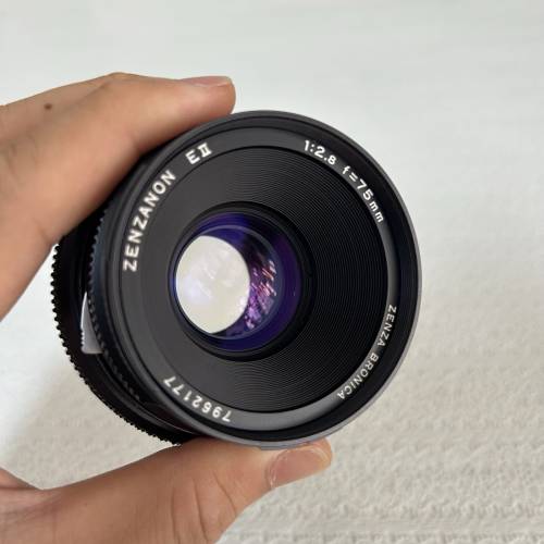 Bronica ETRS + 40/4 + 75/2.8 + 2個film back + 測光頂 + handle