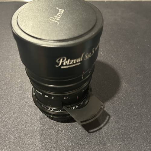 Lomography Petzval 80.5mm f1.9 mkii (bokeh control version)