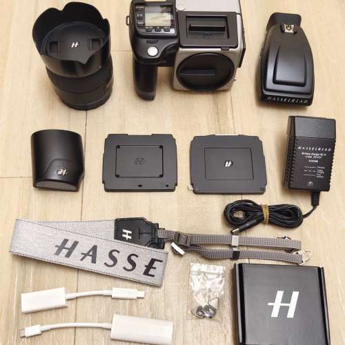 （當年全套原價＄２９５０００萬中幅頂級機皇９８％極新哈蘇Hasselblad H5D-50c（...