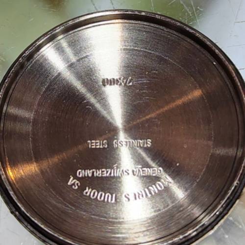 Tudor 75403N-Roman Index
80% New, 32mm-刁陀白面羅馬數字,淨錶