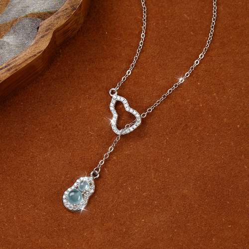 清透感双葫芦项链天然蓝水翡翠