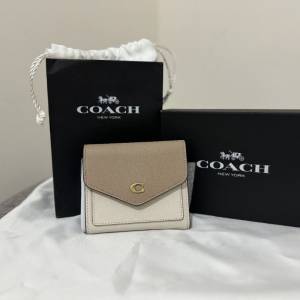 Coach銀包全新
