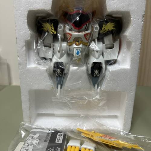 可變構造龍王丸 已砌貼紙齊件 變形無問題 有盒 收藏佳品！