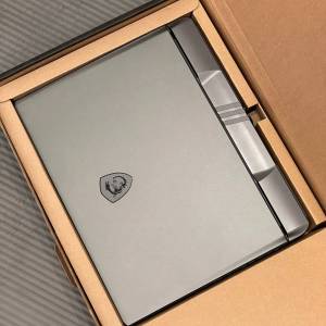 RTX5080 微星 MSI 泰坦16 Vector 16 HX AI 2025 16吋(Ultra 9-275HX 滿血 16G 1TB ...