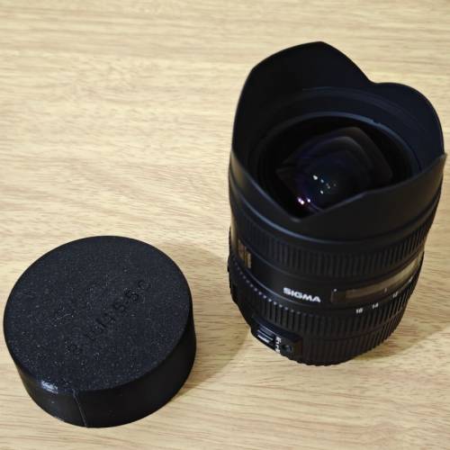 Sigma 8-16mm f4.5-5.6 HSM Canon EF