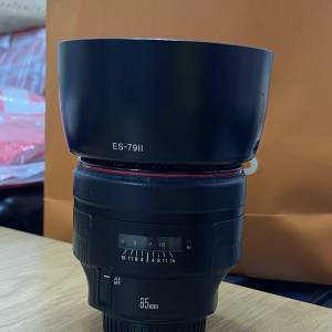Canon EF 85mm f1.2 ii