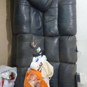 三座位電動sofa買入1萬多用了兩至三年。