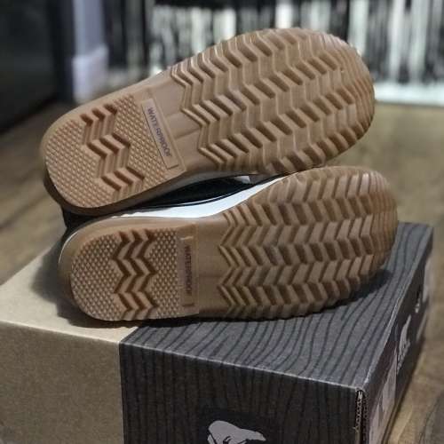 全新 SOREL boots 女裝 size 36 (樂富mtr交收）