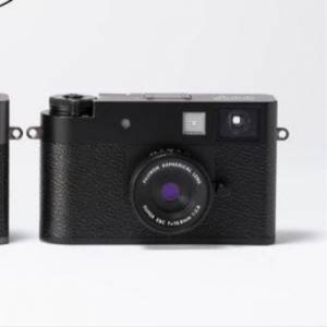 fujifilm xhalf 半格相機黑色版連電池 全新行貨