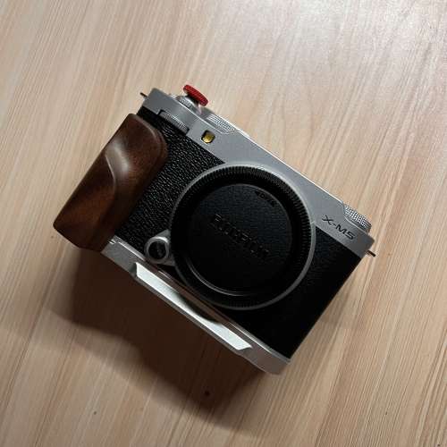 Fujifilm X-M5(銀色淨機身）