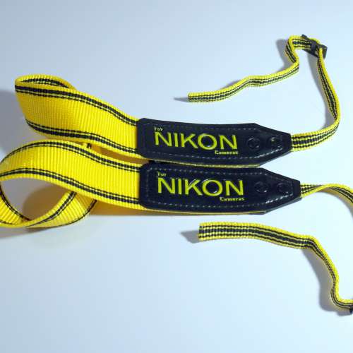 Nikon相機帶2條