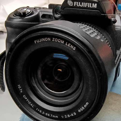 Fujiflim FinePix s9500