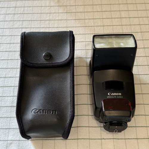 95% 新 Canon SpeedLite 420EX 連 Omni-Bounce 柔光罩