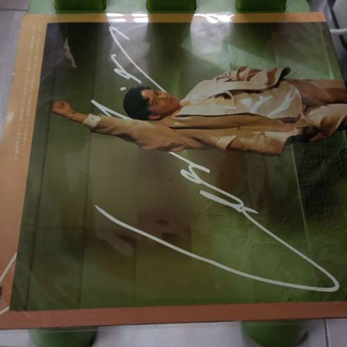 張國榮(為妳鍾情)白膠連海布，整體新正冇花，海布難求，售$800