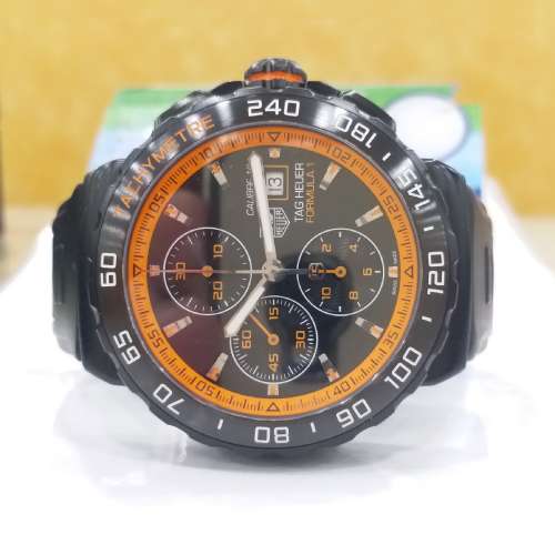 TAG HEUER  Formula 1  紀念版  橙色 Calibre 16 自動  計時  ( 睇相  睇字 )