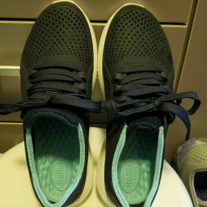 CROCS防滑防跣鞋