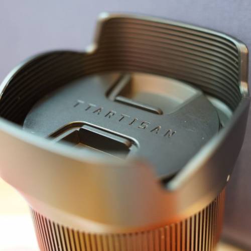TTArtisan AF 75mm F2 全自動 有盒 無花 無保養