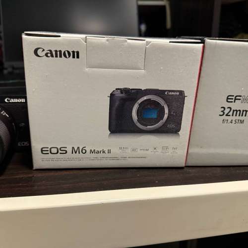 Canon M6 mark II EFM 32 f1.4