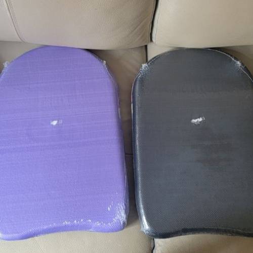 全新游泳練習浮板/趴板 $30（右二已售）