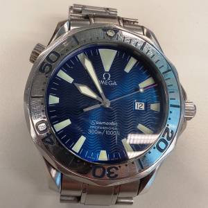 Omega Seamaster 300M 41mm(石英) 占士邦007款