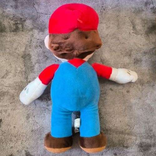 90%NEW SUPER MARIO 公仔