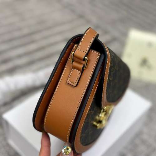 Celine 馬鞍包