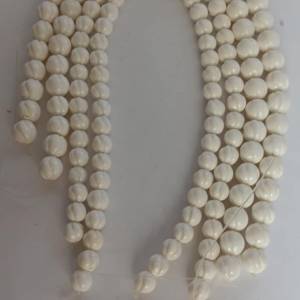 一手四條白貝殼珠串，10/12mm 16寸，四條共售380元單一條10mm120元，12mm150元，波...