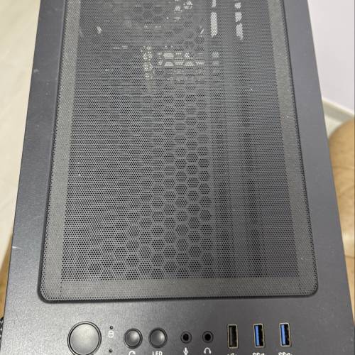 ANTEC NX400 機箱 + 600W火牛 + ARGB風扇