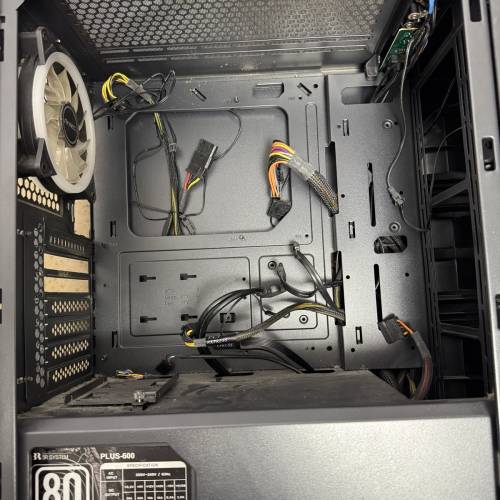 ANTEC NX400 機箱 + 600W火牛 + ARGB風扇