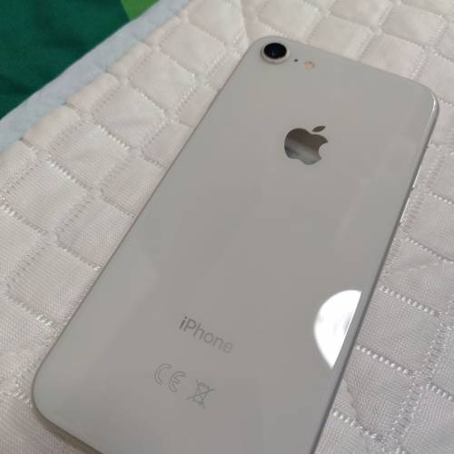 IPhone 8 , 64gb